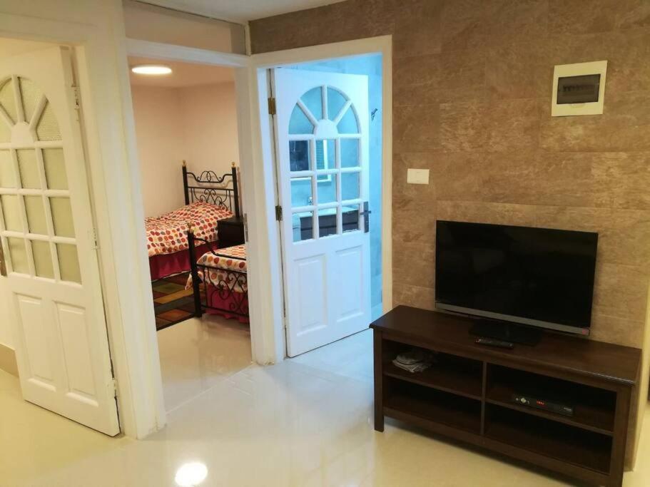 'C' Dazzling Modern 2 Bdrm Apt In Khalda Free Wifi Amman Exterior foto
